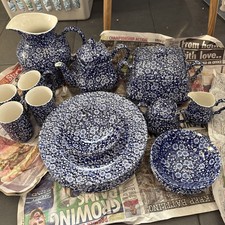 Queen’s Victorian Calico Blue White China Large Set Plates Teapot Jugs Casserole