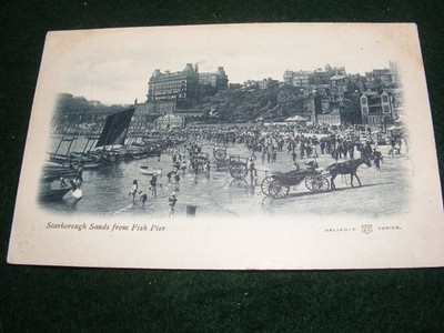 ALTE POSTKARTE SCARBOROUGH SAND VOM FISCHPIER ANIMIERTE MENGE BOOTE KUTSCHE