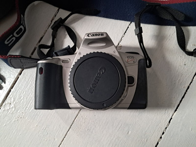 Canon Eos Kiss III, analoge Spiegelreflexkamera, nur Gehäuse, mit Tasche