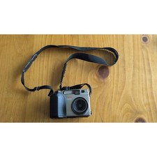 Olympus CAMEDIA C3000 Zoom Digital Camera 33 Megapixel Silver Black Strap