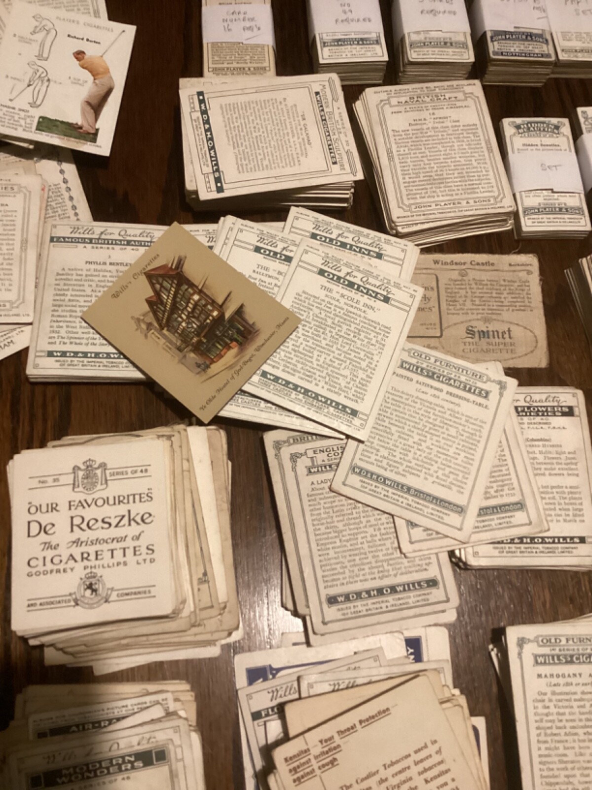 Large cigarette card collection approx 5400 cards incl sets. Bulk lot