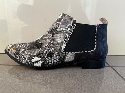 irregular choice flat boots