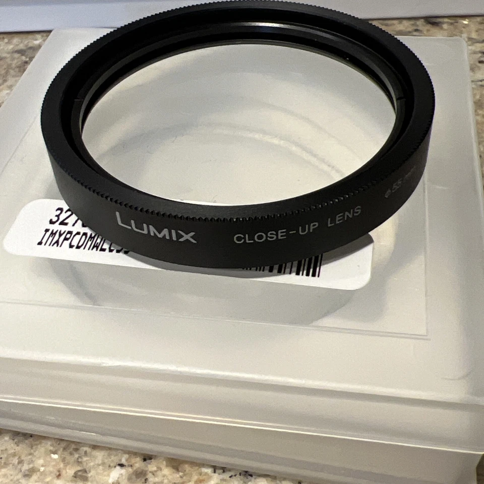Panasonic DMW-LC55 Lumix Camera Lense CLOSE-UP Lens for FZ7/FZ8/FZ18 - Image 2 of 4