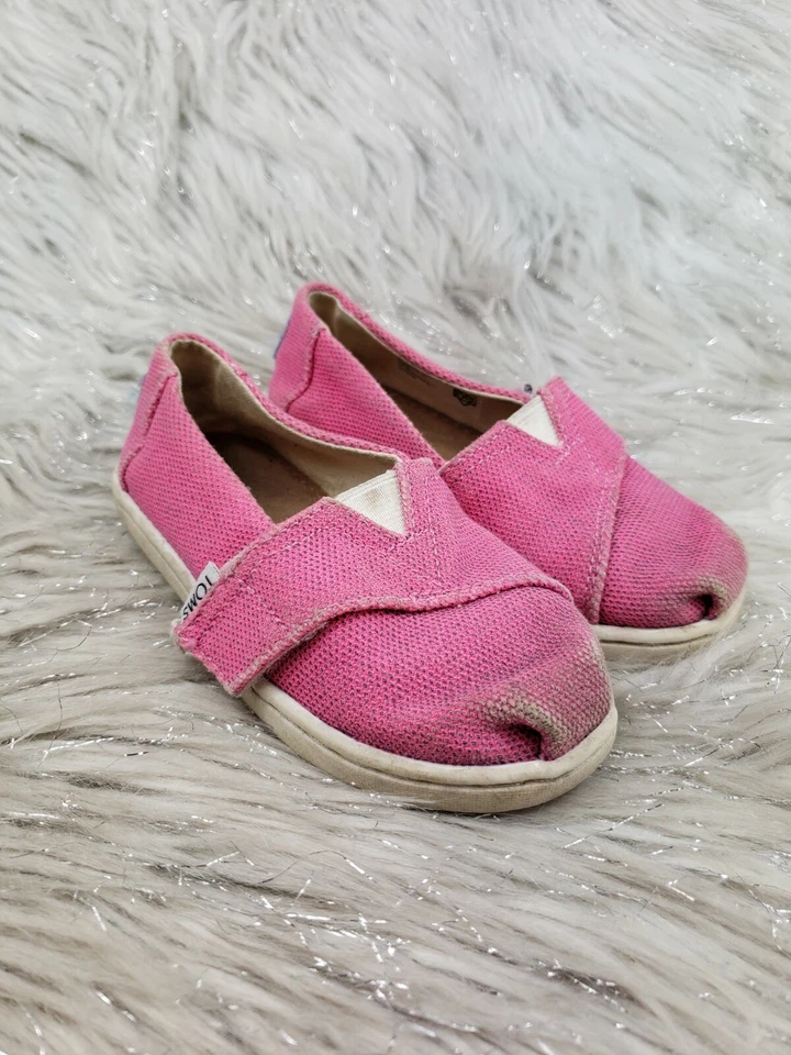 Zapatos cómodos informales sin cordones TOMS para niñas pequeñas talla 7 rosa Foto 2 de 4