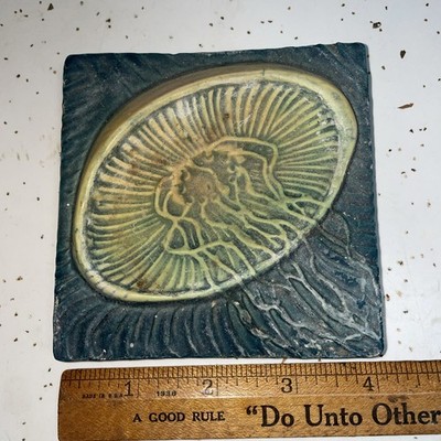 Vtg NATALIE SURVING STUDIOS Tile Bas Relief 3D Jellyfish 4 