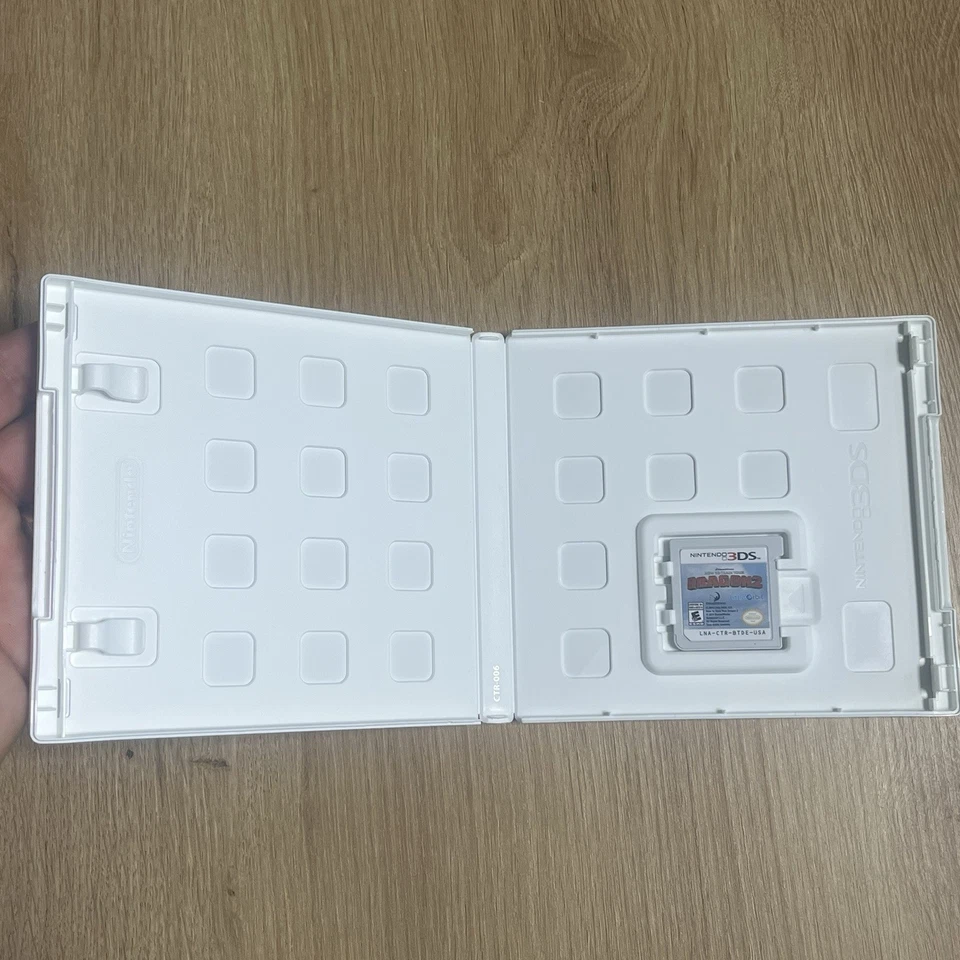 How to Train Your Dragon 2 (Nintendo 3DS, 2014) - Game And Case - Image 3 of 4