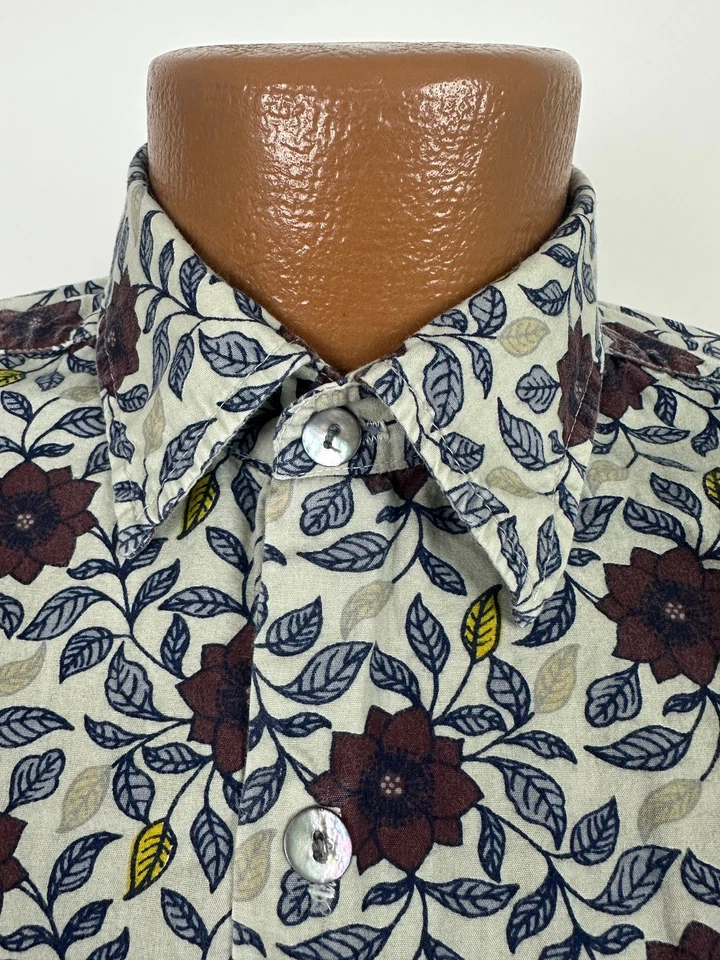 Vintage 90s Floral Shirt Men M Boxy Button Up Flower Vine Autumn GUESS USA Made - Image 4 of 4