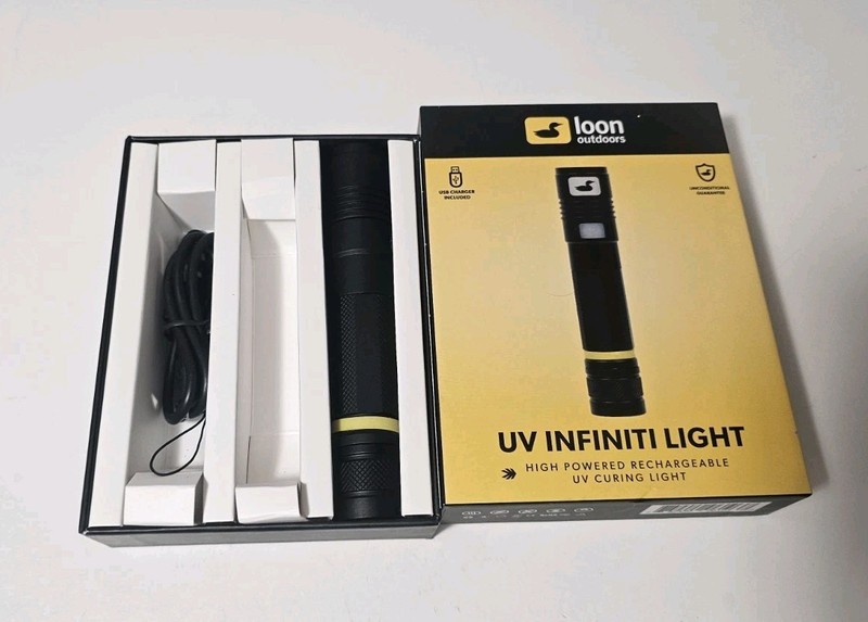Loon Outdoors Infiniti Rechargeable UV Fly Tying Light Charge with Std UV Cable