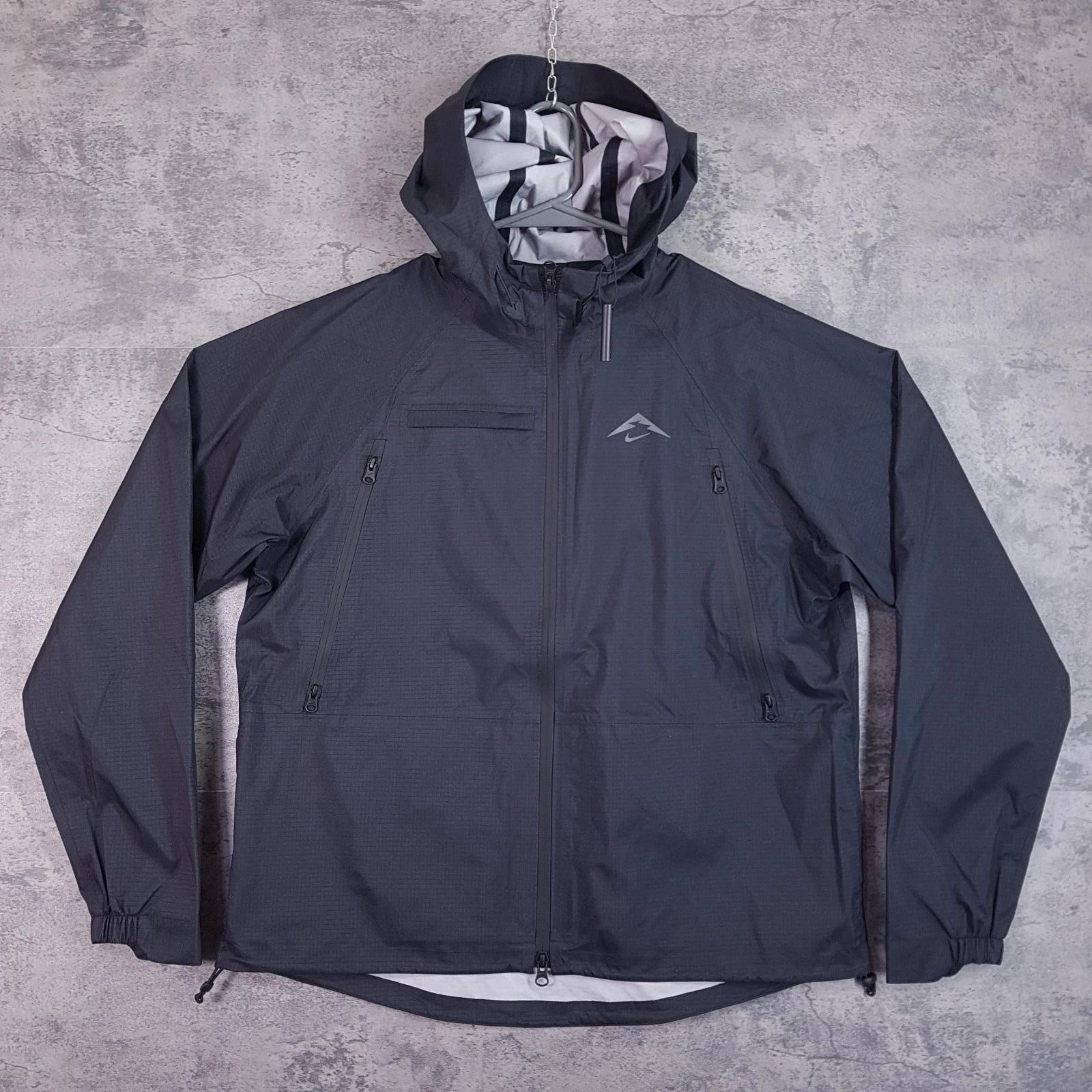 NIKE Storm-FIT ADV Trail Running Jacket Womens MEDIUM Black FV6406-010