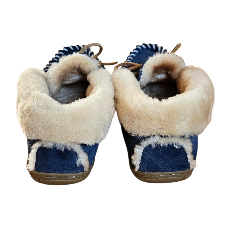 ¡En muy buen estado! Zapatillas de mocasín L.L.Bean para mujer de gamuza forradas en piel de oveja azules talla 8  Foto 3 de 4