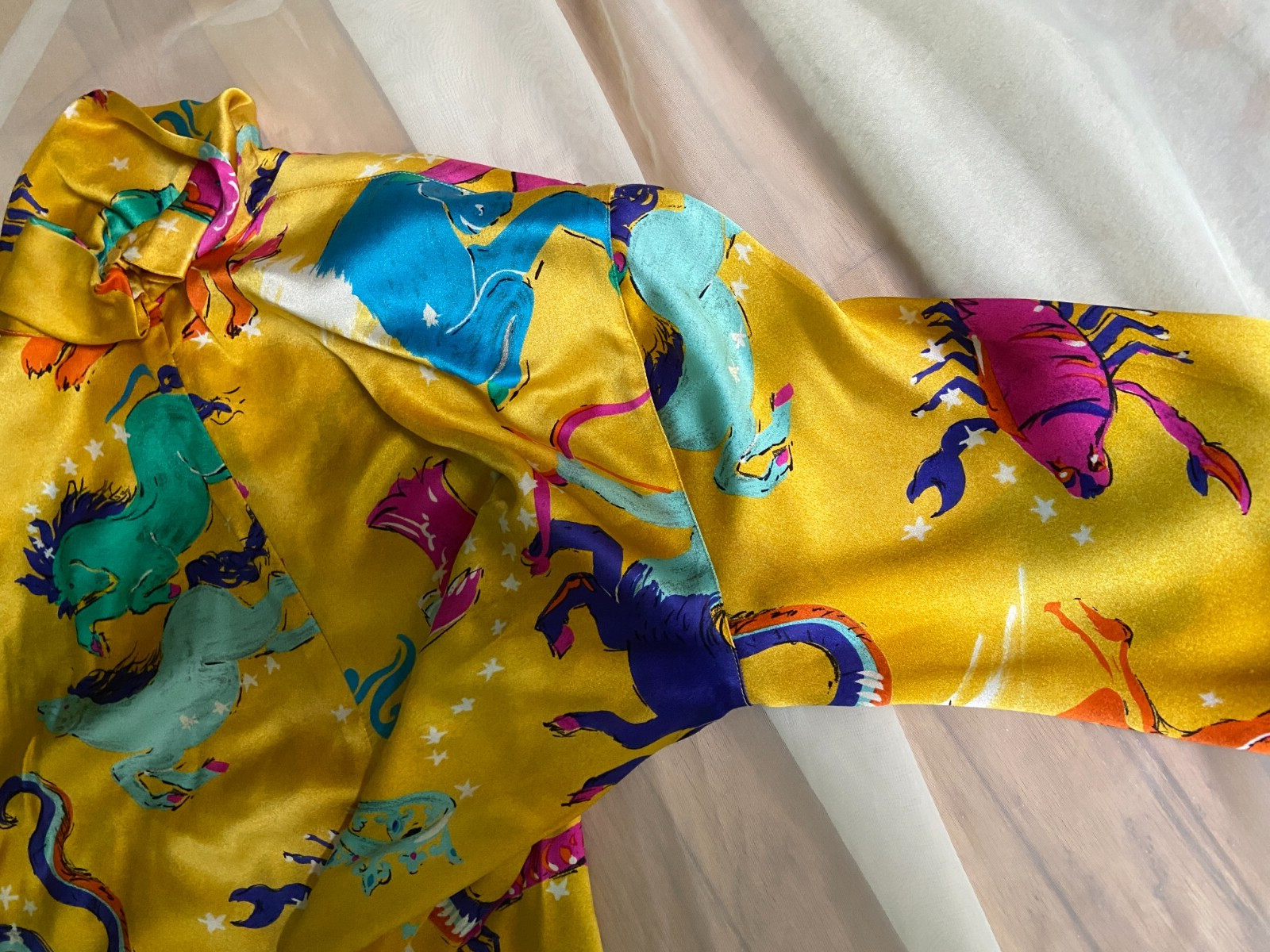 ESCADA VINTAGE SILK BLOUSE IN VIBRANT ZODIAC PRINT HIGH ZIP COLLAR 36 GERMANY image 10