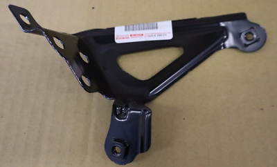 NEW OEM 2019-2024 TOYOTA COROLLA FRONT LEFT FENDER BRACE 53836