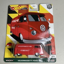 2020 HOT WHEELS PREMIUM 1/5 VOLKSWAGEN T1 PANEL BUS RENNDIENST 1/64