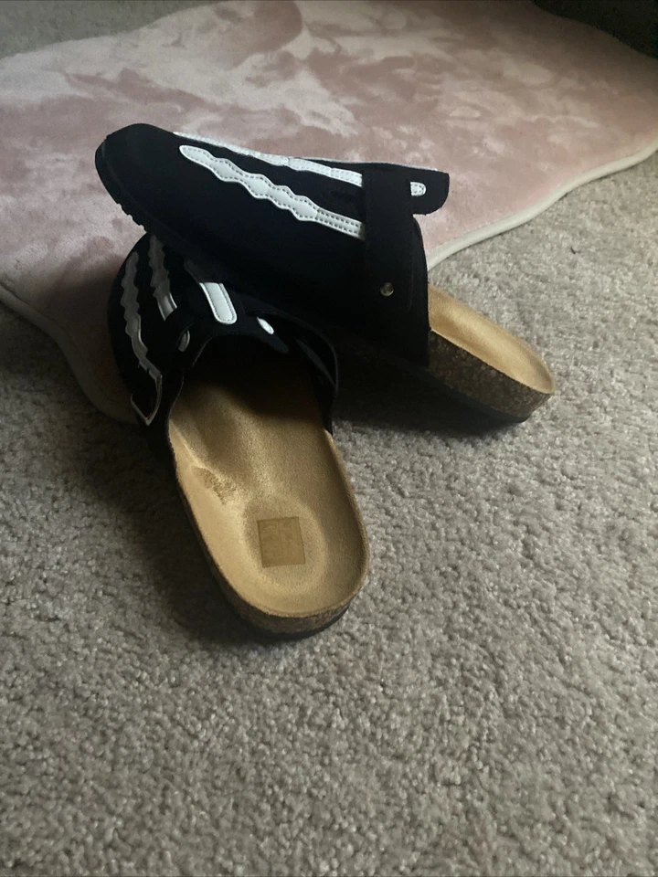 Auténticos zuecos/toboganes de hueso estilo Birkenstoc talla 12 Foto 3 de 4