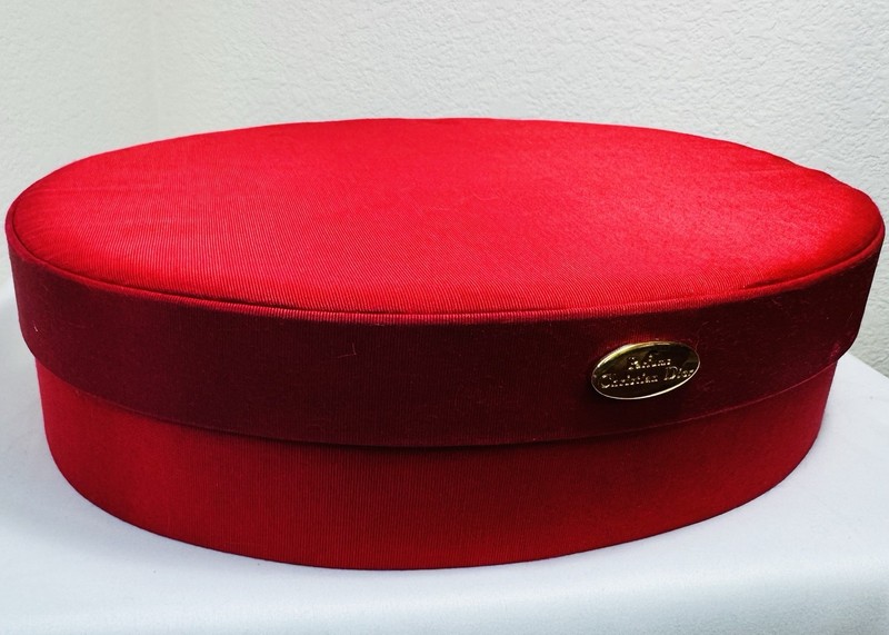 Vtg Christian Dior Parfums Box Red Oval