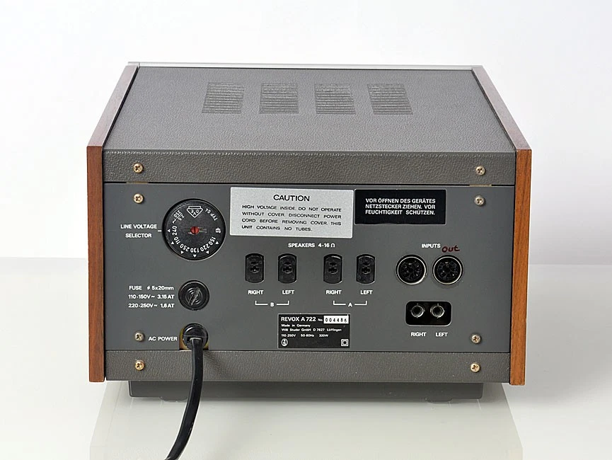 Amplificador de potencia de 2 canales Revox A722