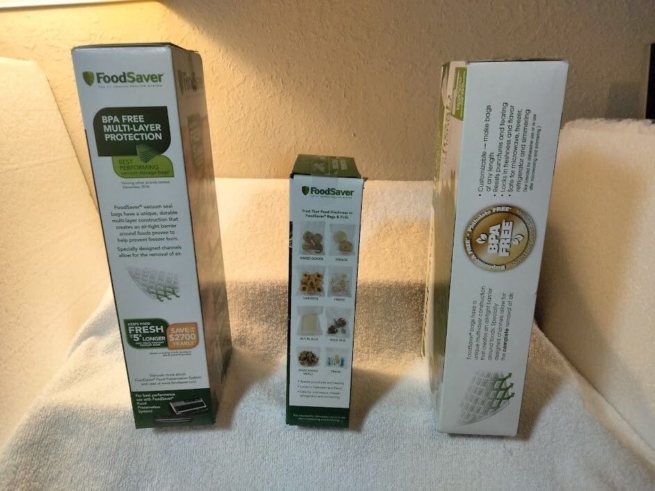 New Foodsaver Combo Pack Rolls (2) Rolls 8” x 14' + (2) 11" x 16