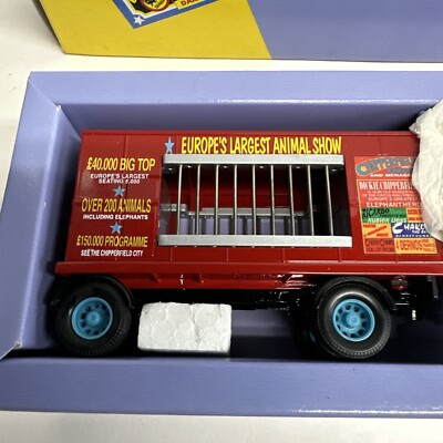 Camion cirque Chipperfield's 97889 AEC Cage Truck & Trailer