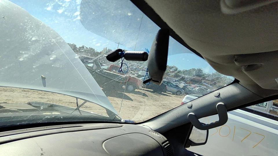 Espejo retrovisor interior Ford Explorer 2001-2024 montado en parabrisas OEM Foto 2 de 2