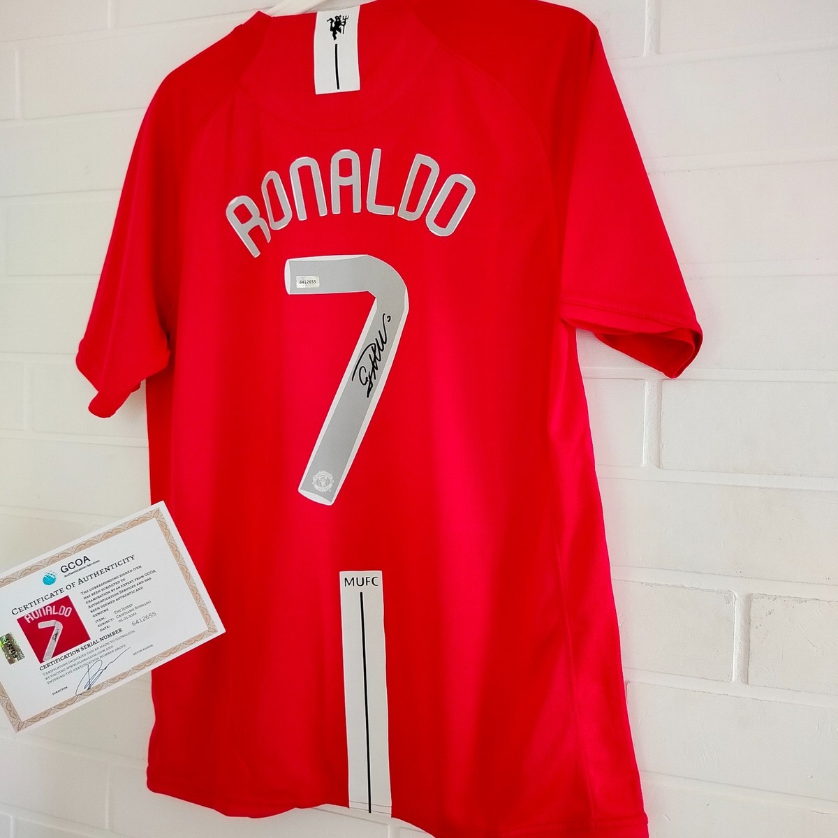 Cristiano Ronaldo CR7 Hand-Signed 2008 Manchester United FC Jersey