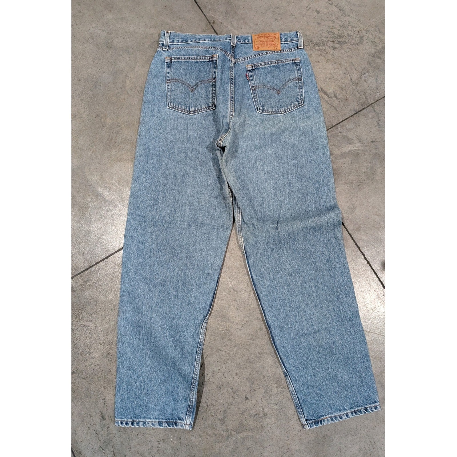 Vintage Y2K Levi 560 Mens Loose Fit Straight Leg Light Wash Denim Size 14 Reg M thumbnail 3