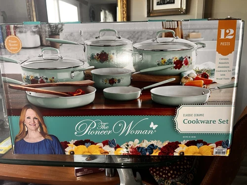 The Pioneer Woman 12 Piece Ceramic Non-stick Cookware Set - Green
