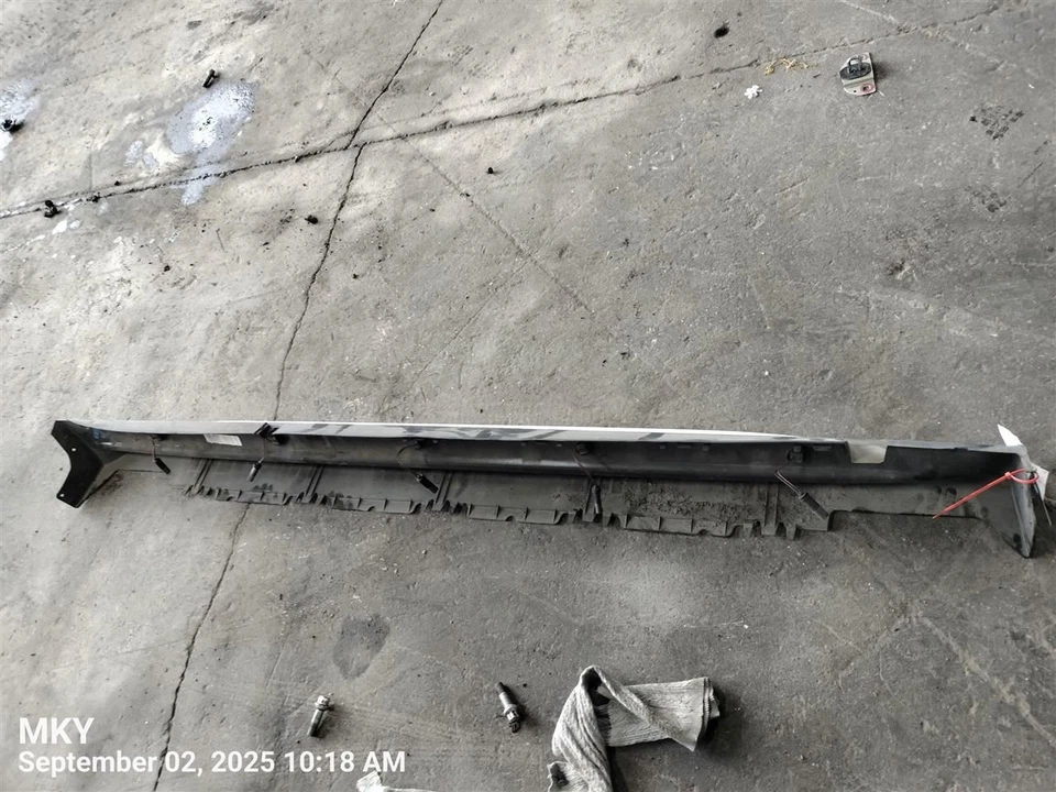 LEFT RUNNING BOARD 1666900175 2015 MERCEDES-BENZ ML400 - Изображение 2 из 4