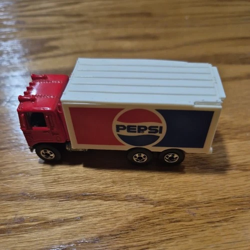 Vintage Hot Wheels 1979 Pepsi Cabover Semi Delivery Truck