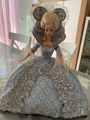 Madame du Barbie Limited Edition Bob Mackie