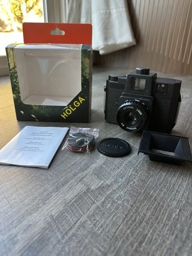 HOLGA 120N Medium Format Film Camera NEW IN BOX - BLACK