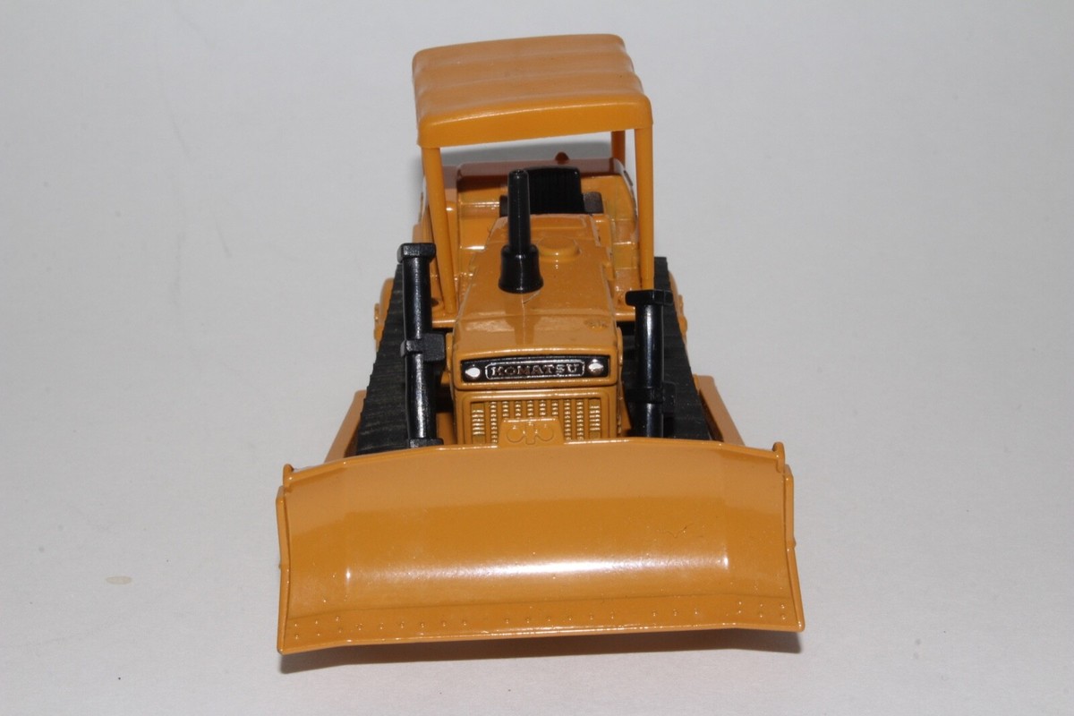トミカ　ダンディ　小松　ブルドーザー　D155A NO.032 トミカ ダンディ 小松 ブルドーザー D155A NO.032 - メルカリ