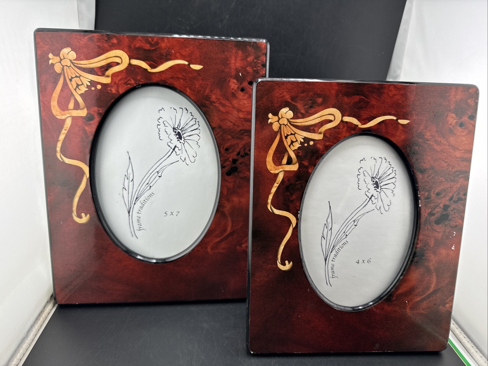 Picture Frames (Set of 2)-image