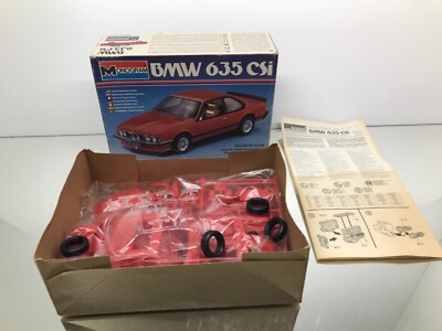 MONOGRAM 2275 BMW E24 635 CSI COUPE -RED 1:24- UNBUILT PLASTIC KIT IN BOX