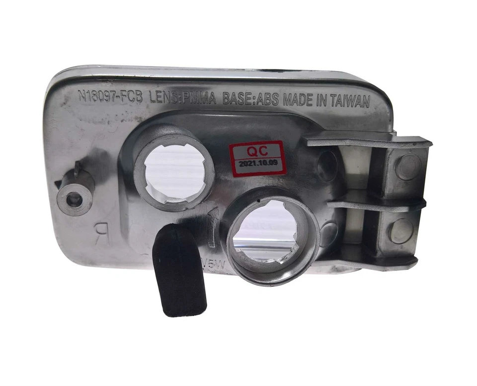 Indicatori LED cristallini per adattarsi a Nissan 180SX S13 1996-98 (paraurti Kouki) - Immagine 3 di 4