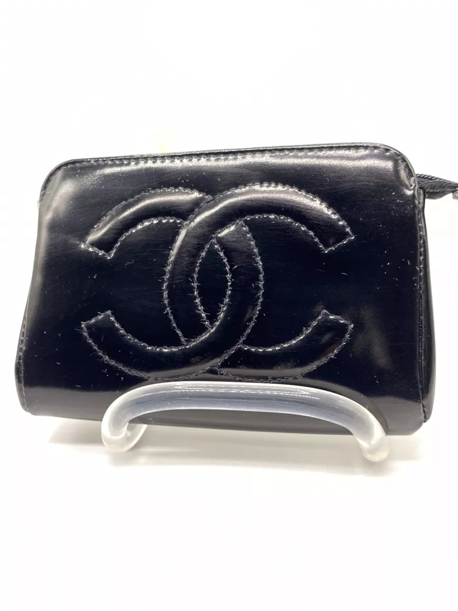 chanel small cosmetic case leather