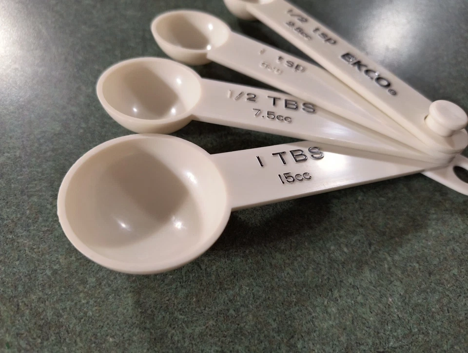 Ekco Nesting Measuring Spoons White 1/2tsp~1tsp~1/2tbsp~1tbsp - Image 2 of 4
