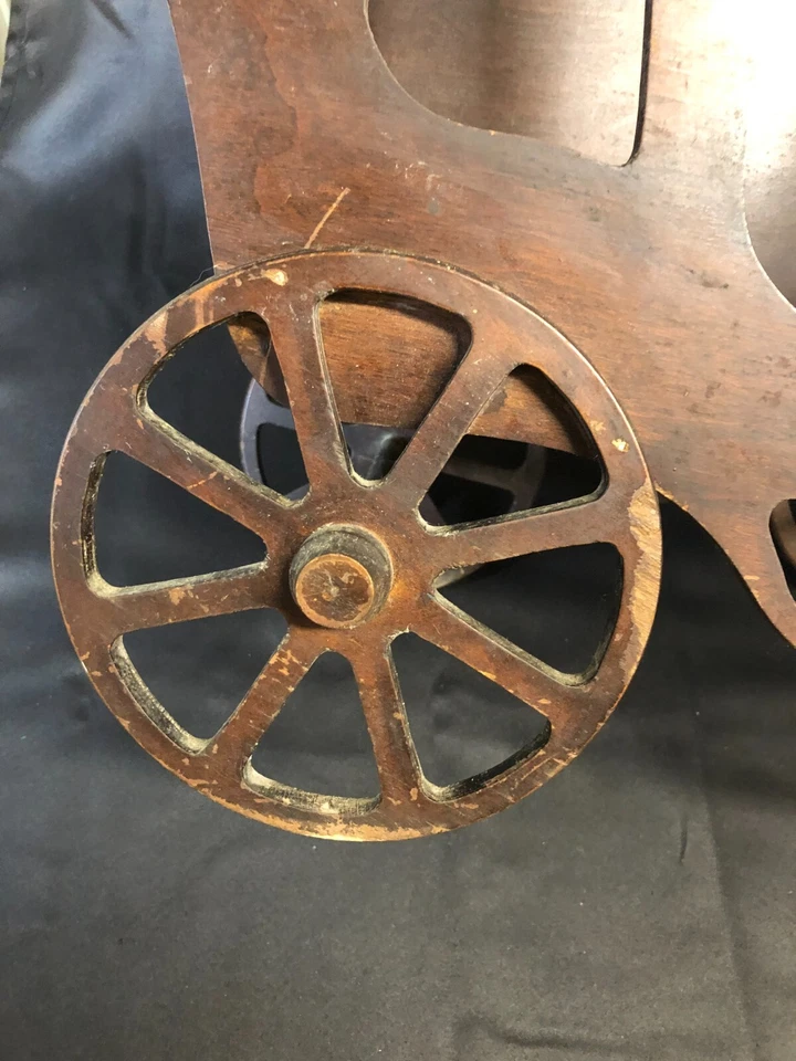 Винтажный отдельно стоящий деревянный держатель для журналов Royal Carriage Coach - Изображение 4 из 4