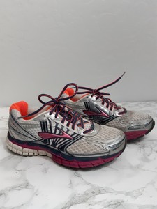 brooks mogo womens shoes