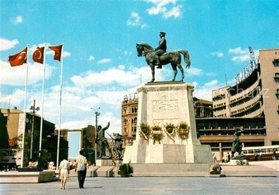 Ankara Ulus Meydan ve Atatuerk Aniti