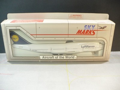 1:200 Skymarks Lufthansa Boeing 747-400 SKR173 D-ABTA