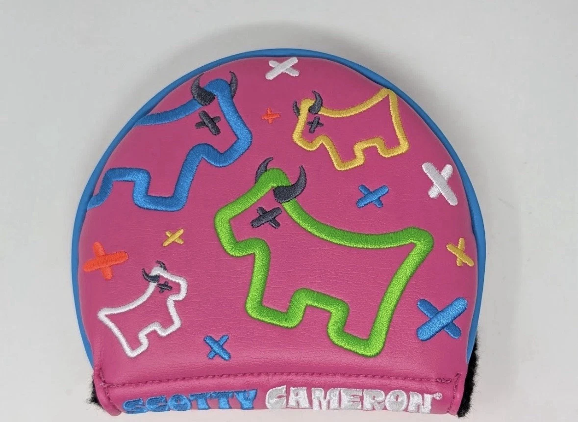Scotty Cameron Gallery Pink Neon Junkyard Dog Mid-Round Straight Shaft Headcover