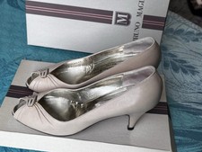 Vintage Bruno Magli Beige Leather Peep Toe Kitten Heel Pumps Made in Italy 7.5