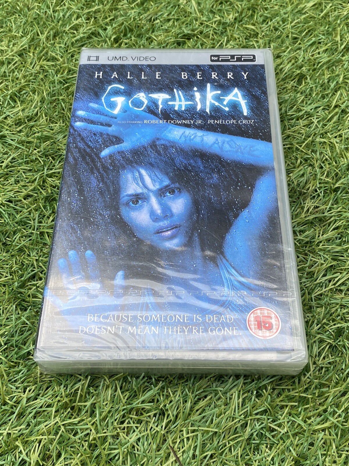 Gothika Horror Thriller Film Dvd (UMD VIDEO 2006) FOR SONY PSP,  New Halle Berry