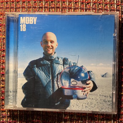 MOBY ''18'' CD 18 TRACKS /2002   Sammlerstück/We Are All Made Of Stars/Great Esc