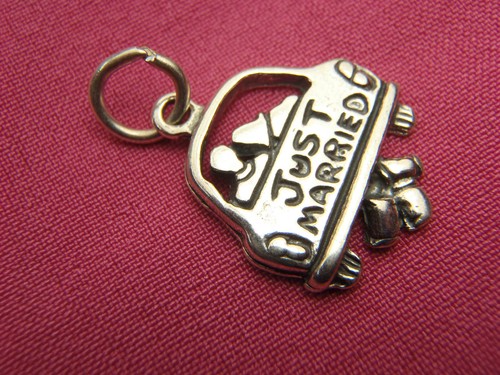 Just Married Car 925 Sterling Silver Charm Pendant Wedding Newlyweds Tin Cans - Picture 2 of 7
