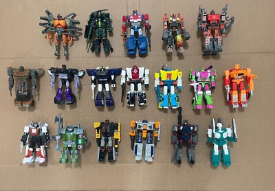 Transformers WFC & Legacy - Select The Figure You Want