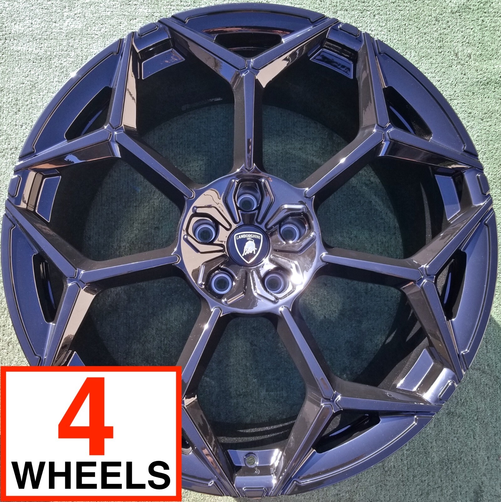 Lamborghini Urus Wheel
