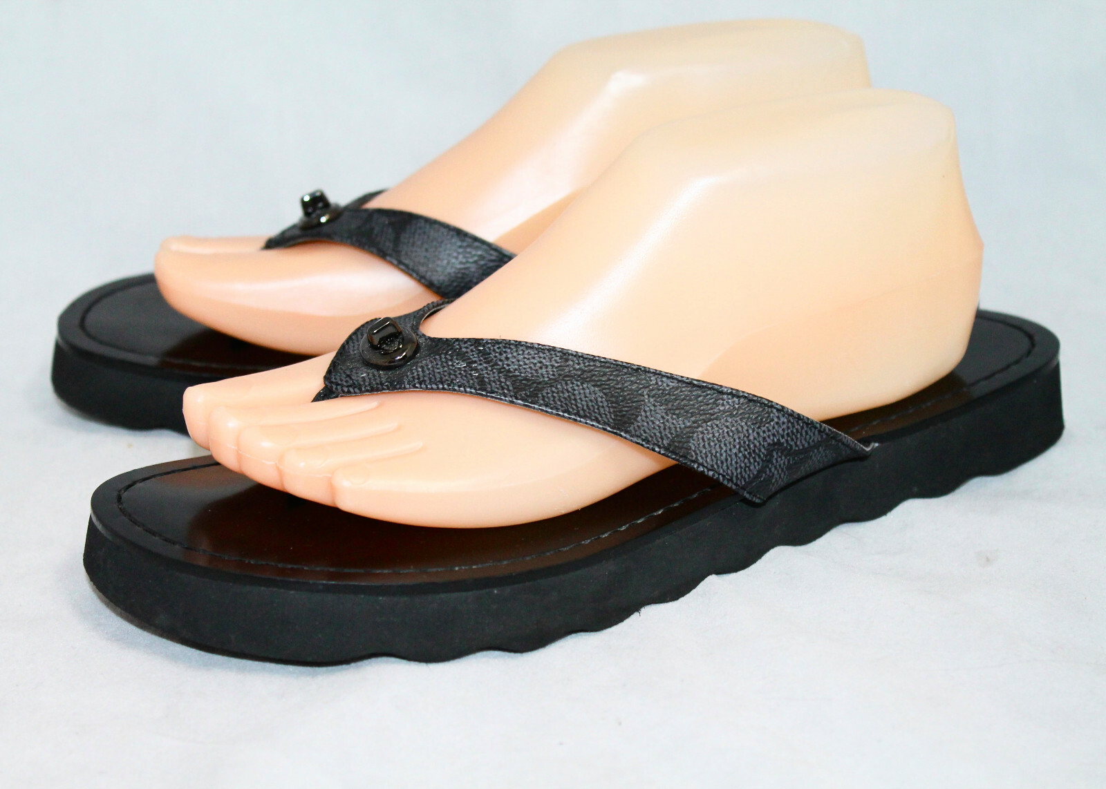 coach shelly flip flops