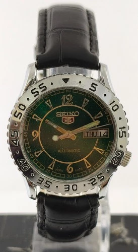 Vintage Seiko 5 Automatic Green Dial 7009 17J D/D Men Wristwatch Leather Band