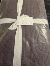 Pottery Barn Heirloom Scallop Quilted KING / Cal King Quilt Plum Purple  NEW